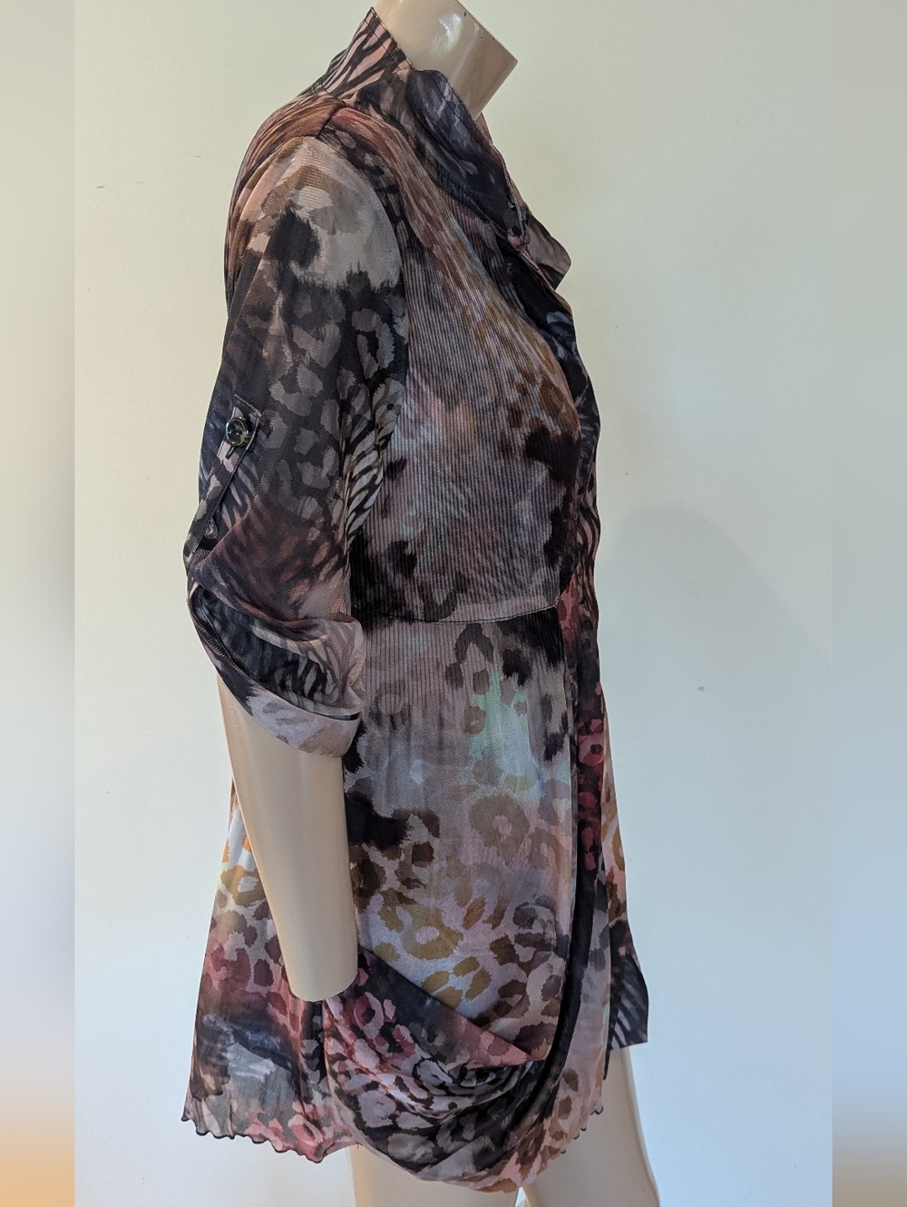 Mixed-Print Flowing Button-Front Tunic in Brown Multi - Picture 4 of 11